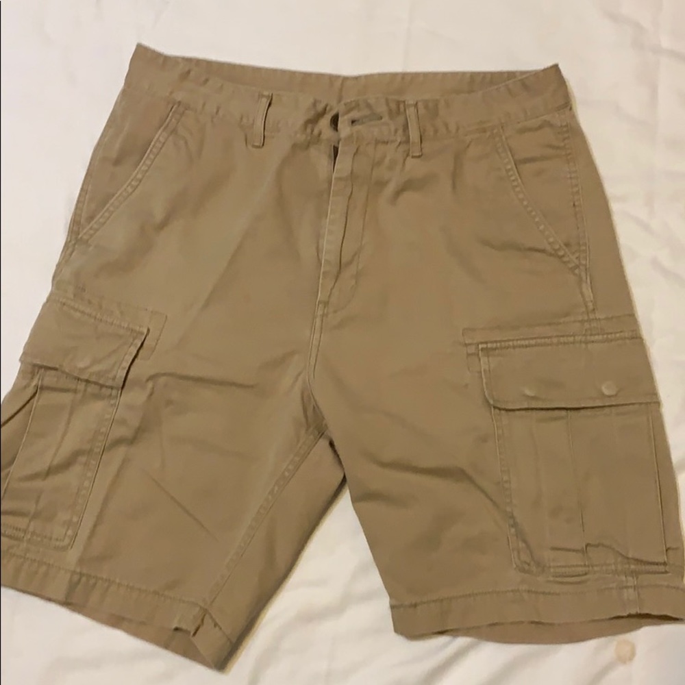 Shorts - Picture 3 of 4
